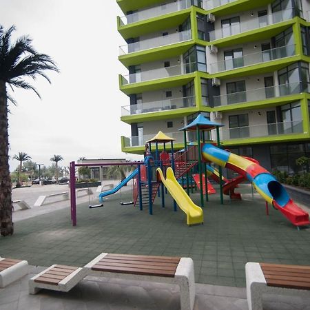 Michael By The Sea - Alezzi Beach Resort นาโวดาริ ภายนอก รูปภาพ